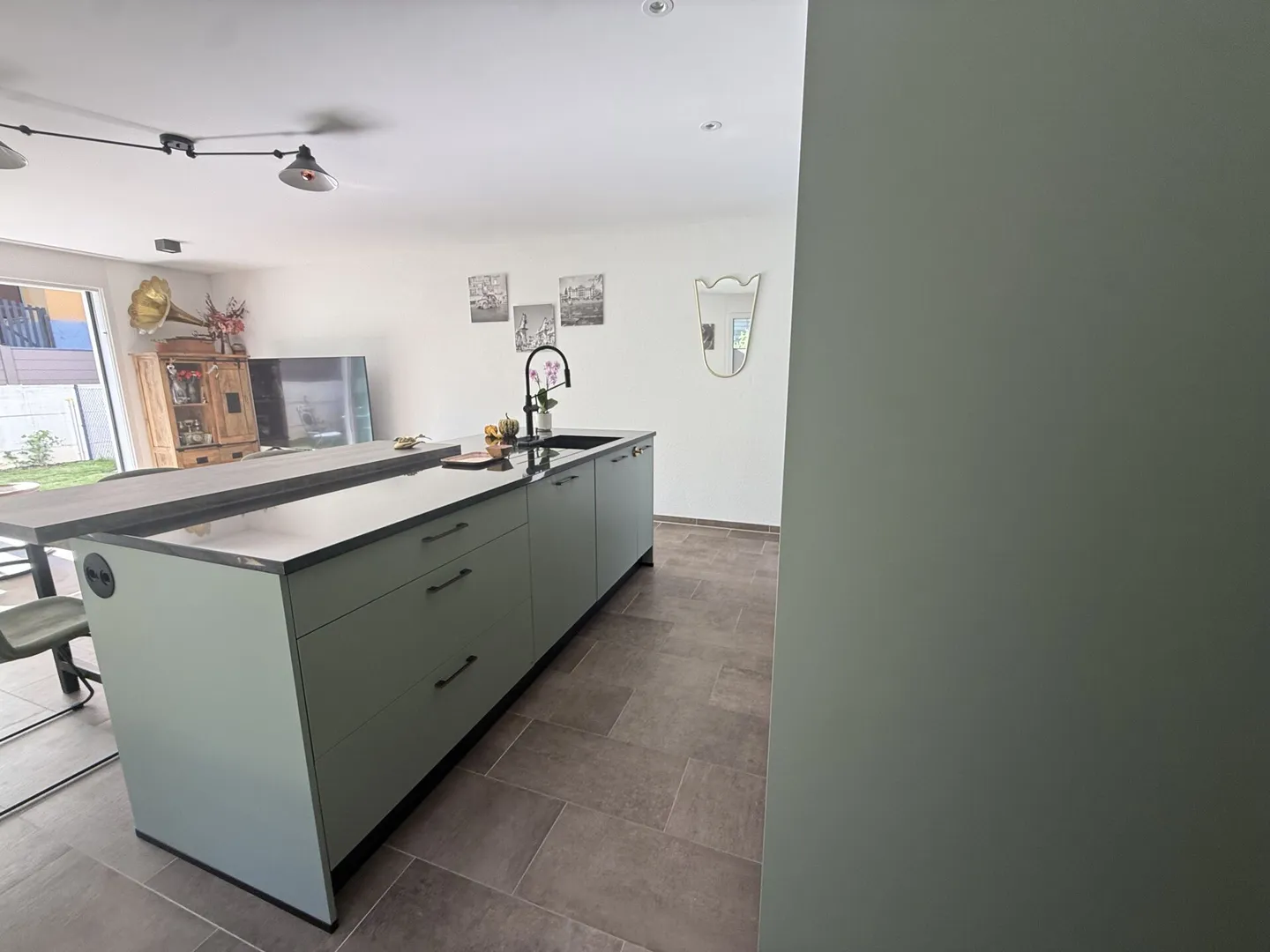 Affare molto bello Superba villa come nuova che si distingue per la sua eleganza, il suo comfort e la qualità del suo ambiente, molto tranquillo - Foto 9 di 19