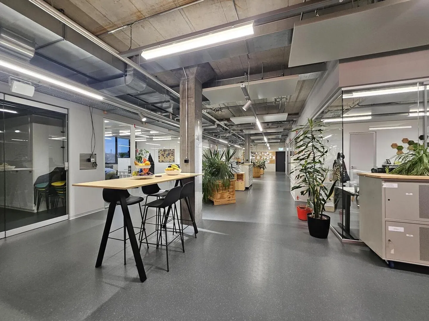 Espace de bureau moderne à Zurich - Photo 1 sur 6