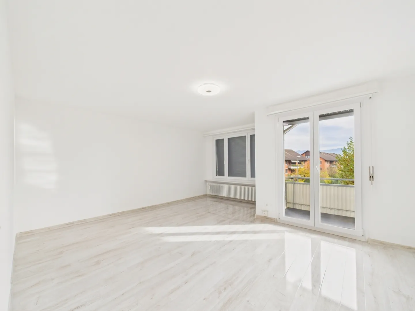 Appartement lumineux de 3,5 pièces avec balcon à Arbon - Photo 1 sur 9