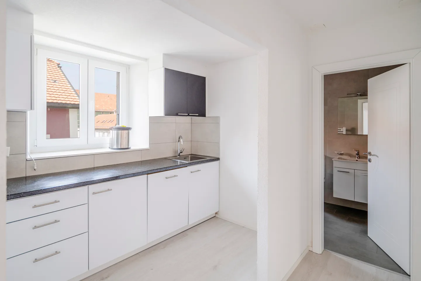 Appartement lumineux de 3,5 pièces - Photo 2 sur 9