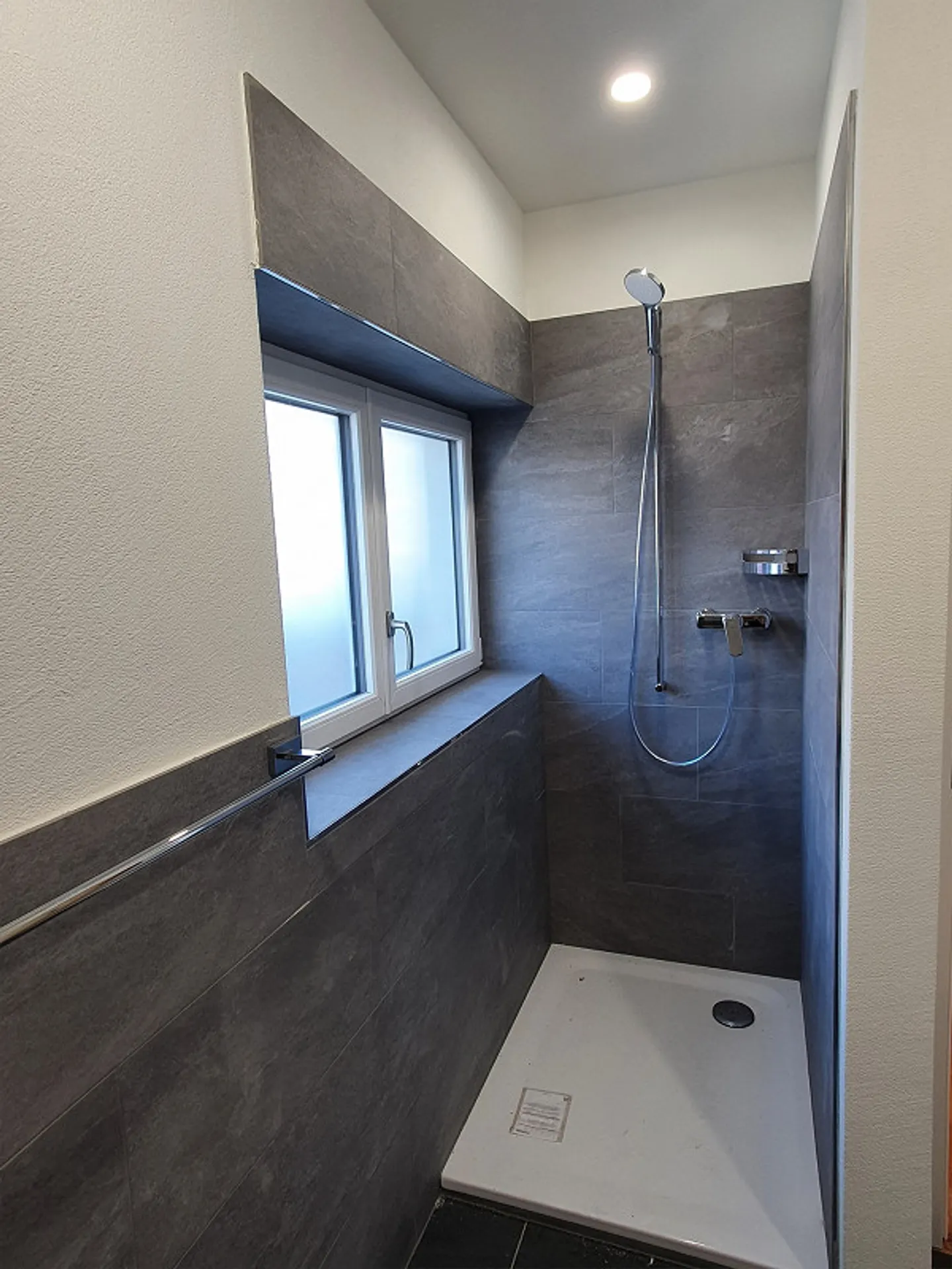 Appartamento mansardato completamente ristrutturato di 1,5 stanze - Foto 4 di 11
