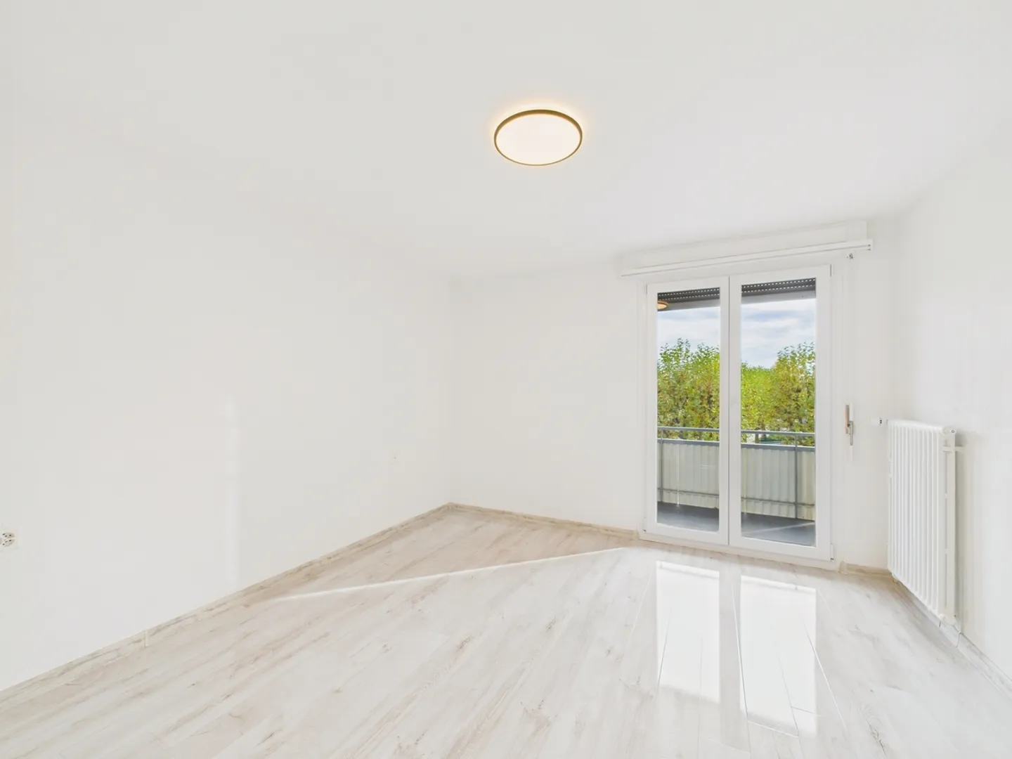 Appartement lumineux de 3,5 pièces avec balcon à Arbon - Photo 4 sur 9