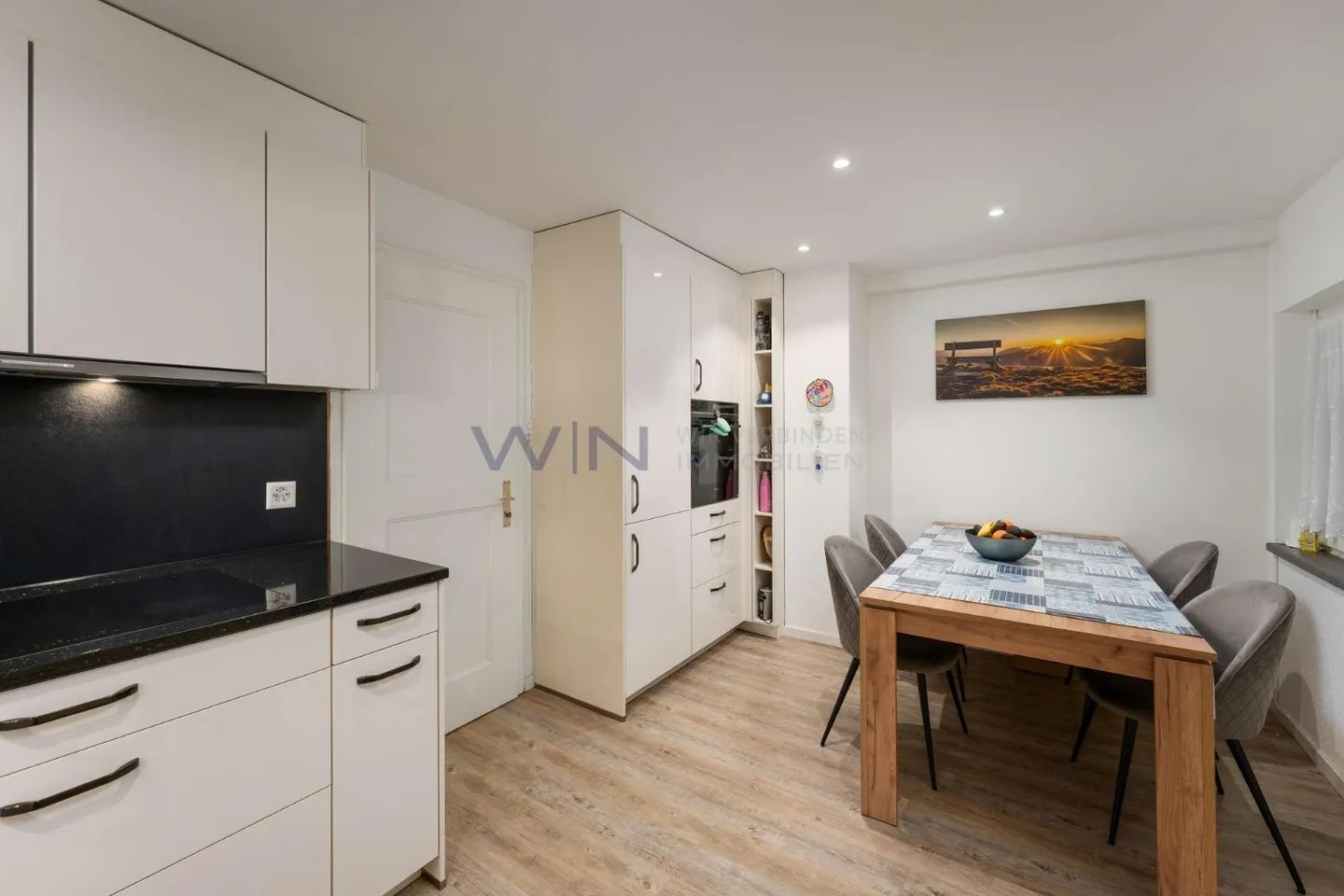 Charmantes Familienhaus mit Garten - Foto 6 von 13