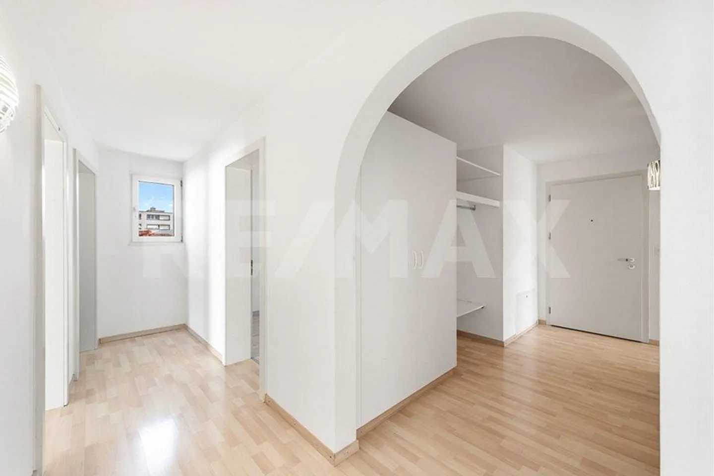 Helle 4½-Zi-Wohnung mit Balkon - Foto 11 von 13