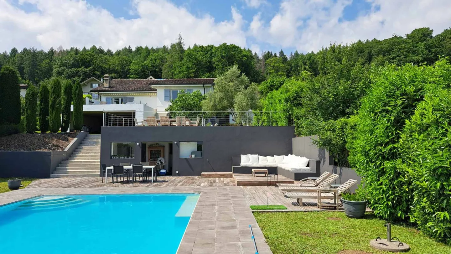 Einfamilienhaus mit Seeblick - Foto 1 von 12