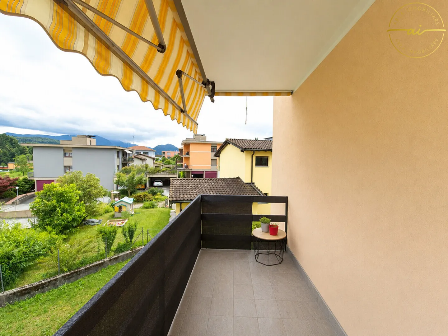 4.5-ROOM APARTMENT COMPLETELY RENOVATED - Photo 12 of 13
