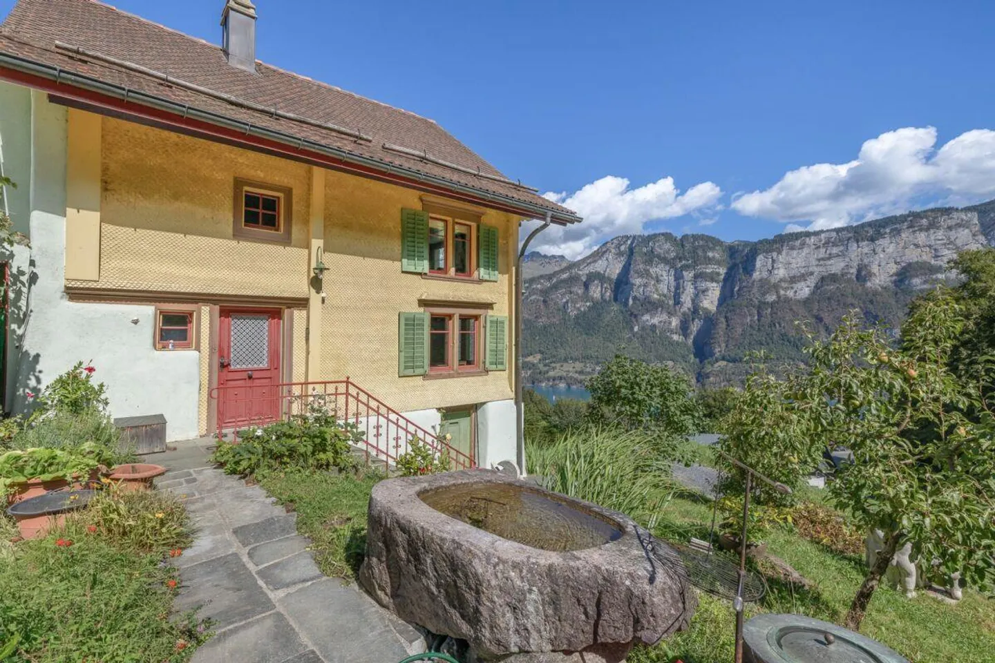 Village with Guest House and View of Lake Walensee - Photo 16 of 18