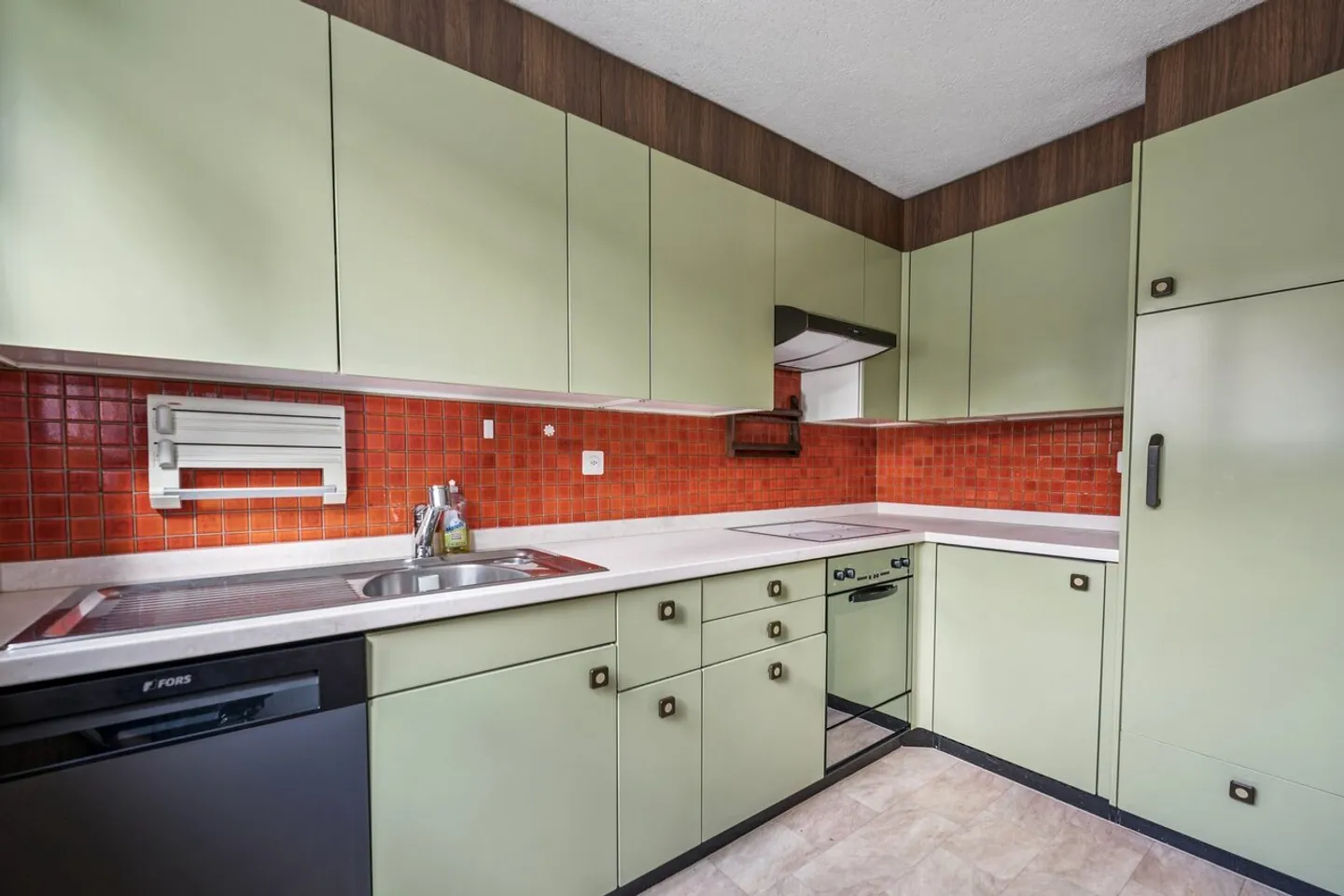 Votre nouveau nid familial - maison bien entretenue avec jardin d'hiver dans un quartier calme... - Photo 2 sur 6