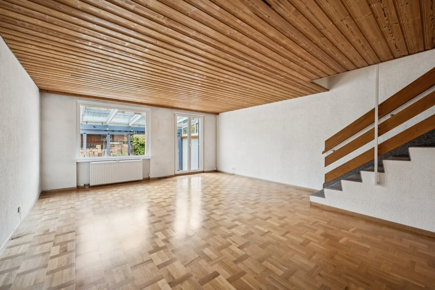 Votre nouveau nid familial - maison bien entretenue avec jardin d'hiver dans un quartier calme... - Photo 3 sur 6
