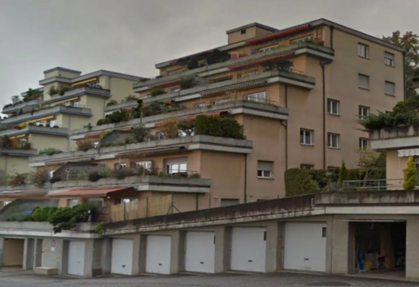 Helles Apartment mit Balkon - Foto 1 von 9