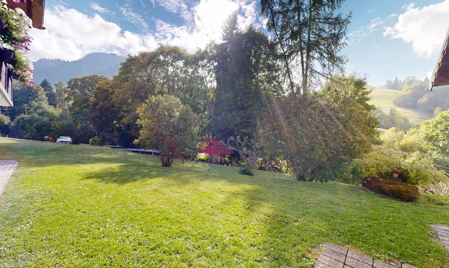 Esclusivo: Magnifico chalet con 4 camere da letto e grande giardino - Foto 10 di 11