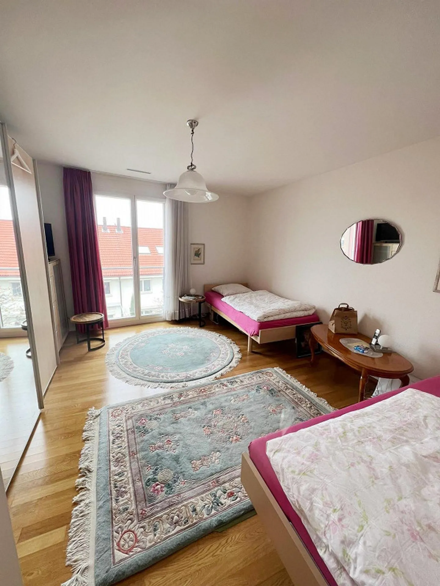 Appartement spacieux et lumineux de 4,5 pièces dans un emplacement central - Photo 7 sur 11