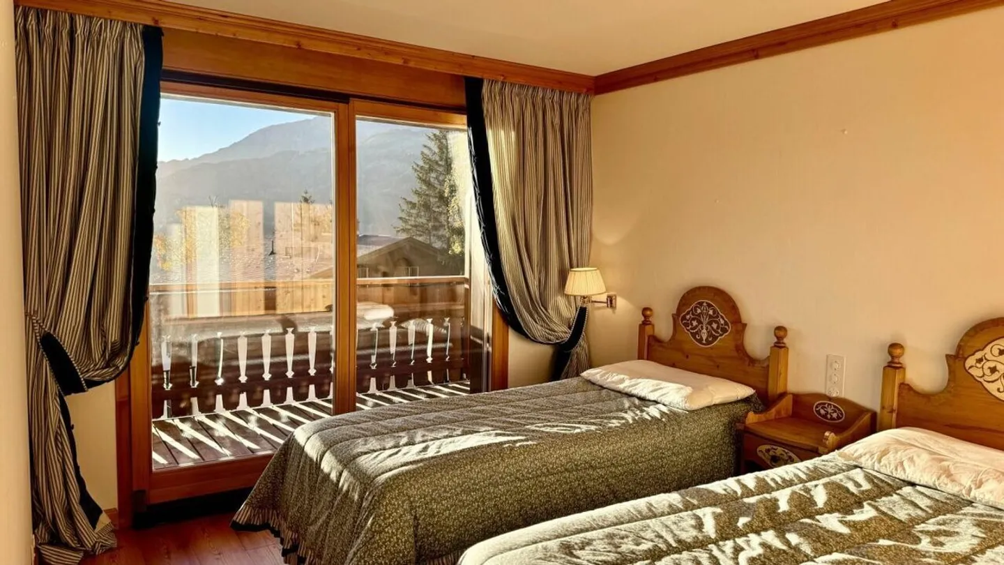 AFFITTASI SETTIMANALMENTE 2 1/2 stanze vicino al centro di Crans - Foto 4 di 15