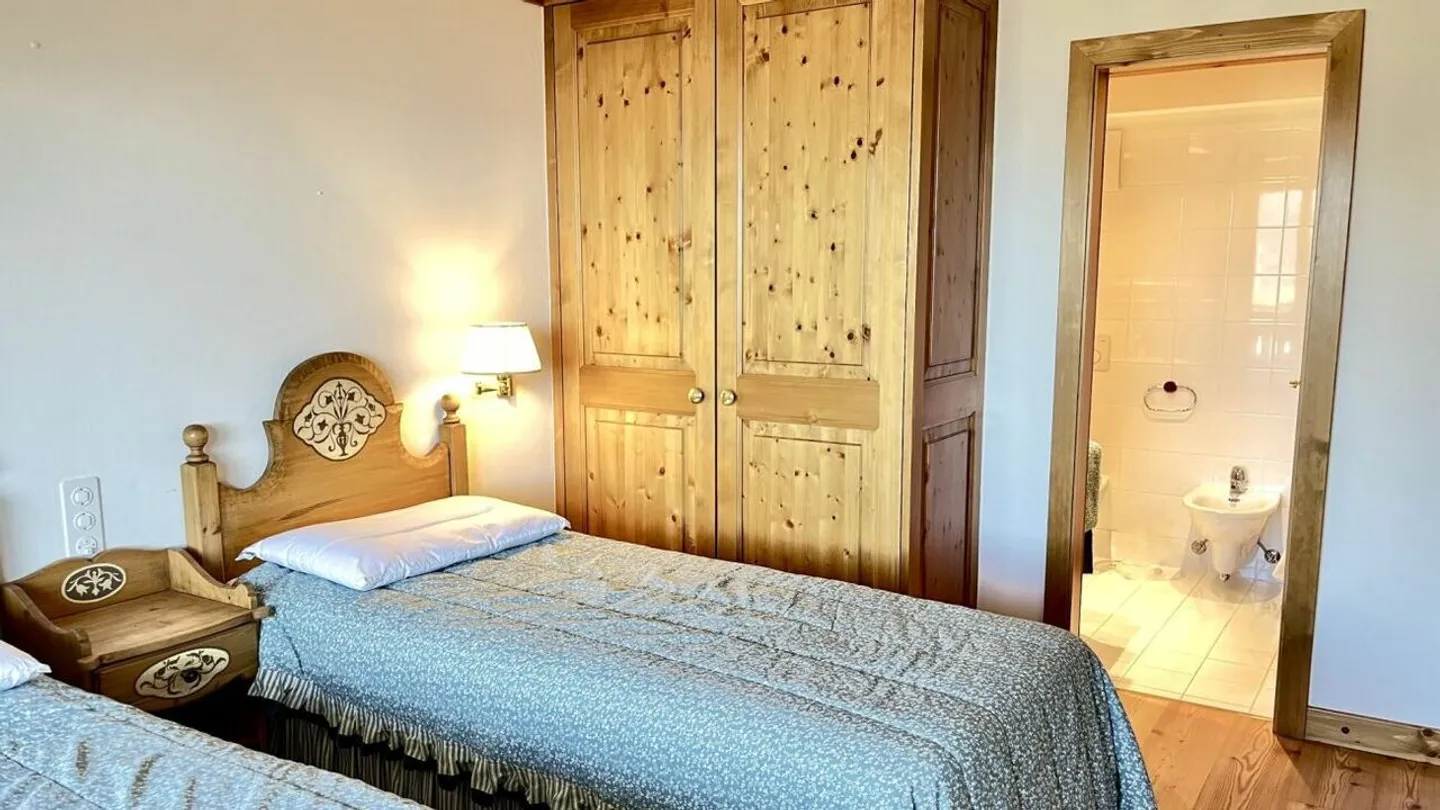 AFFITTASI SETTIMANALMENTE 2 1/2 stanze vicino al centro di Crans - Foto 6 di 15