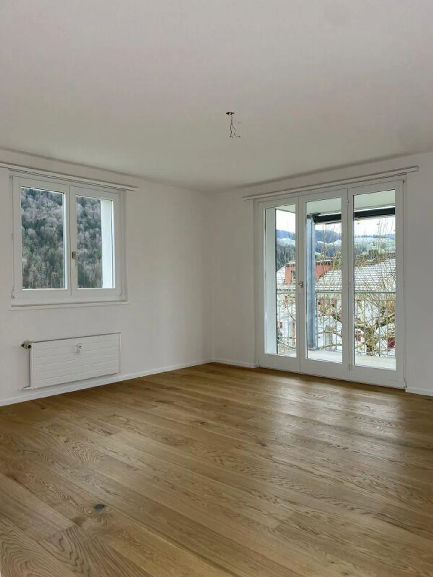 Frisch sanierte, heimelige drei Zimmer-Wohnung - Foto 2 von 10