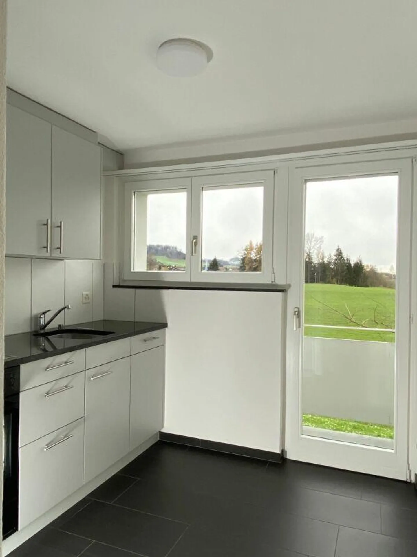 Frisch sanierte, heimelige drei Zimmer-Wohnung - Foto 4 von 10