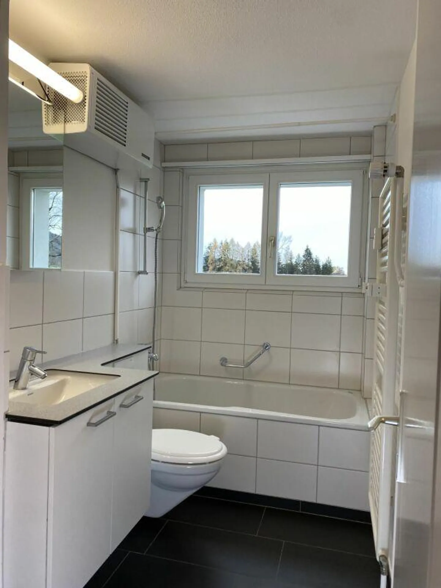 Frisch sanierte, heimelige drei Zimmer-Wohnung - Foto 7 von 10