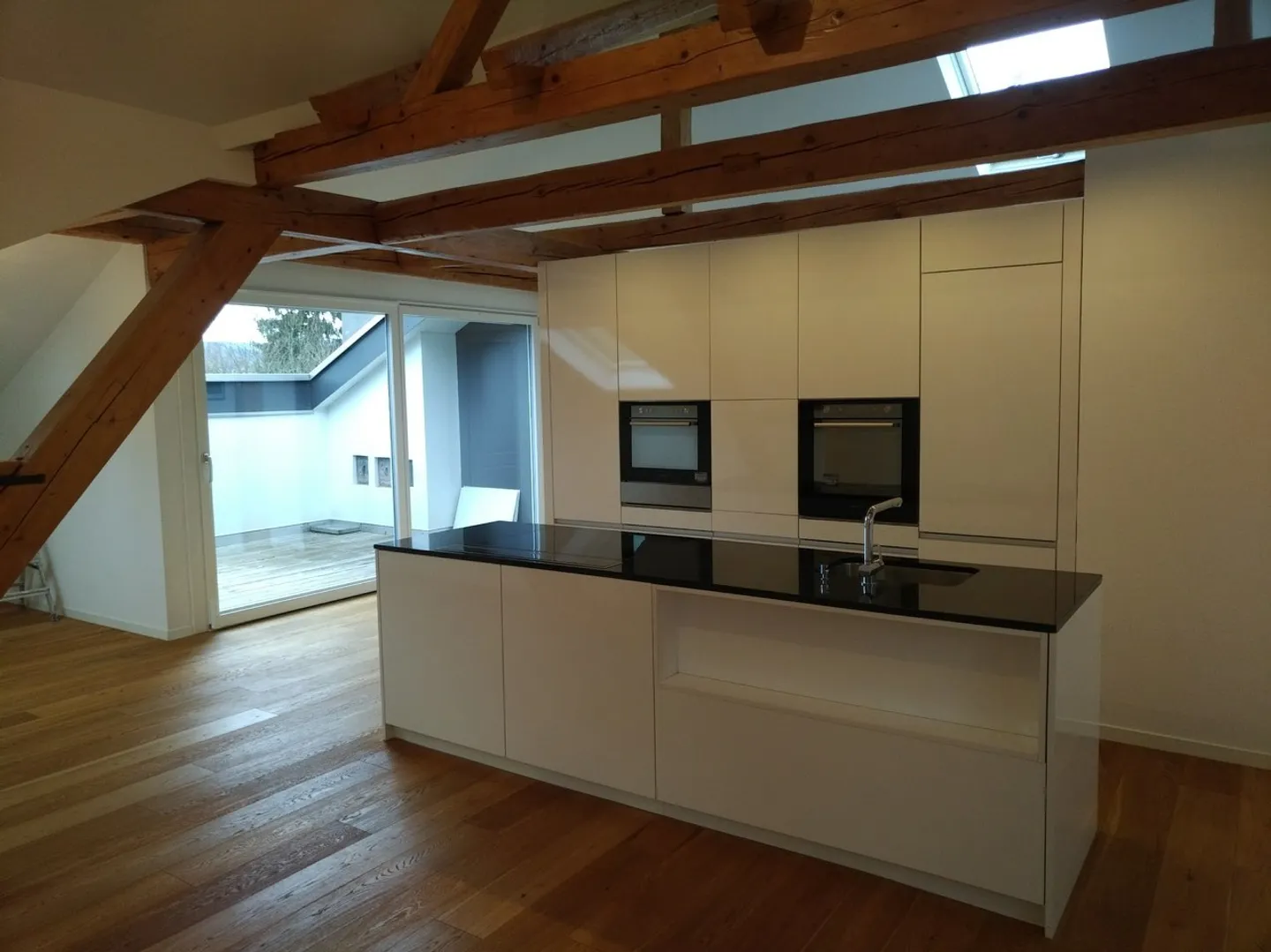 Light. Space. Lifestyle. Your home with personality. - Photo 4 of 9