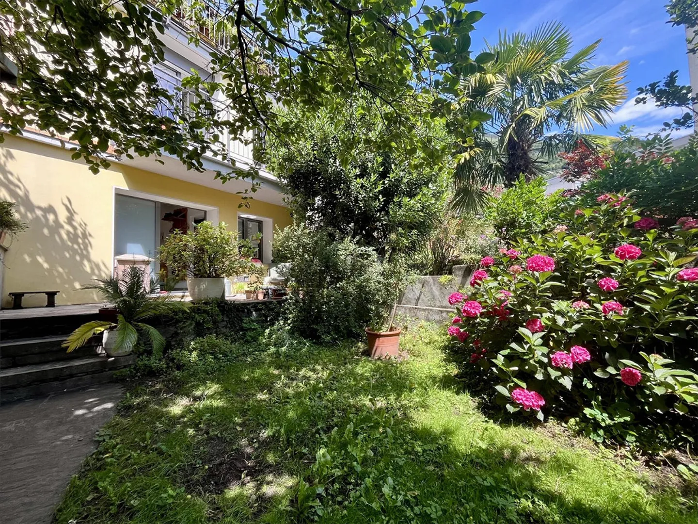 MAISON DE NOYAU RÉNOVÉE AVEC JARDIN À MONTE CARASSO - Photo 8 sur 9
