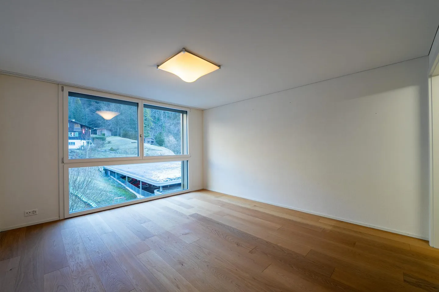 Modernes Apartment mit Seeblick - Foto 4 von 6