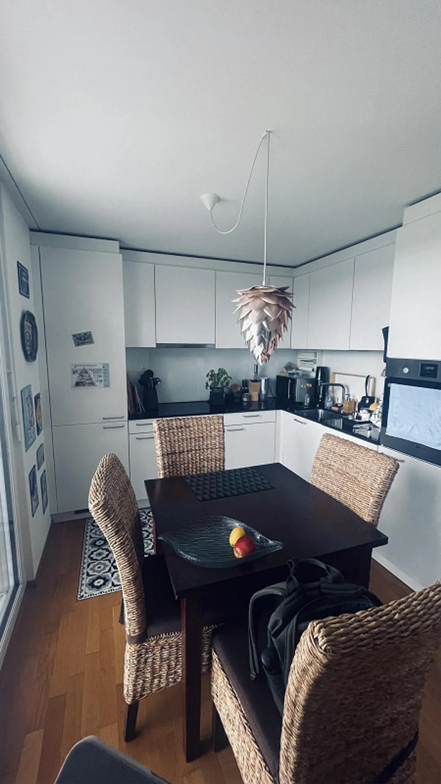 Helle 3.5-Zimmer-Wohnung mit grossem Balkon und eigenem Waschturm - Photo 3 of 10