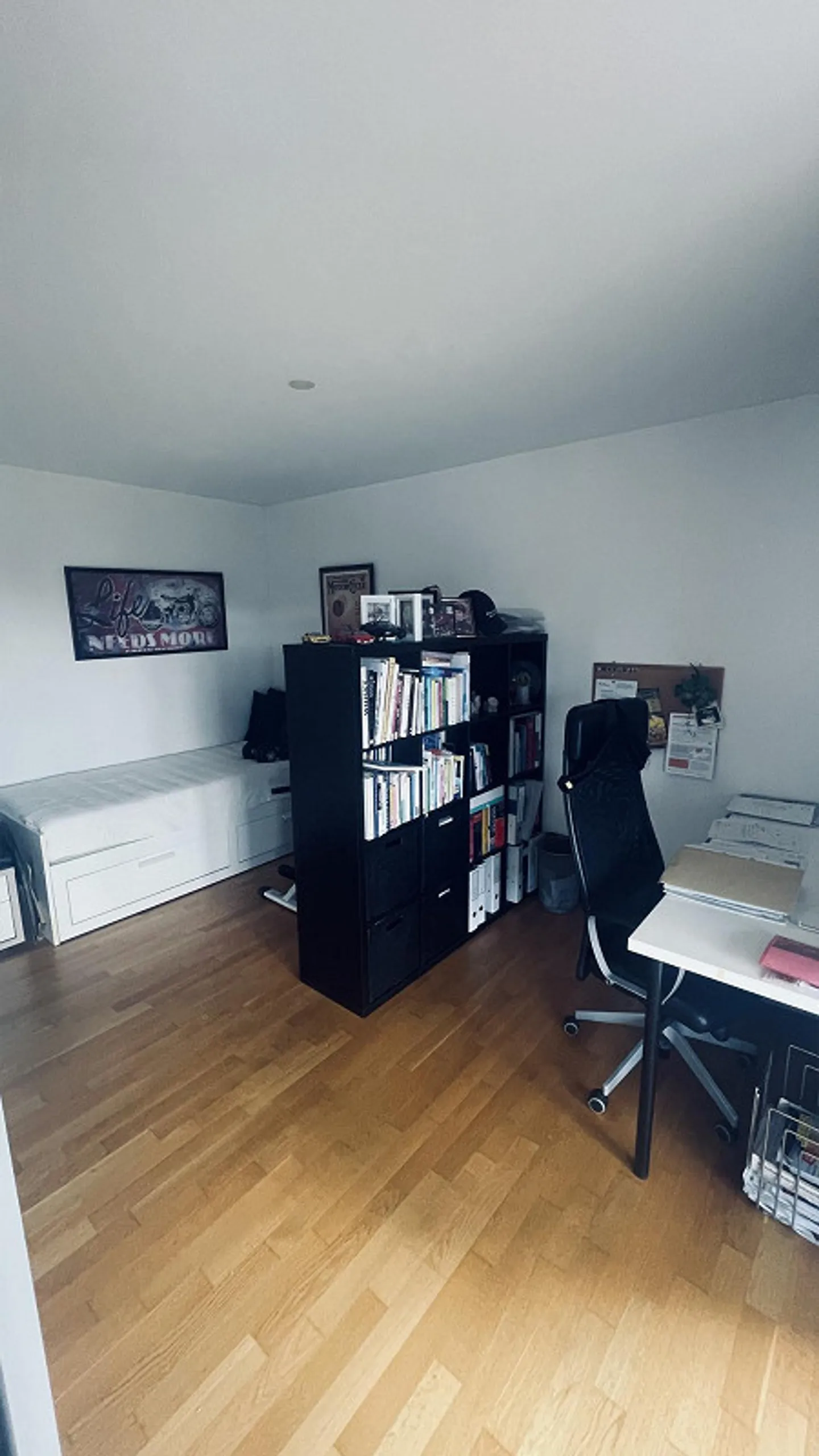 Helle 3.5-Zimmer-Wohnung mit grossem Balkon und eigenem Waschturm - Photo 4 of 10