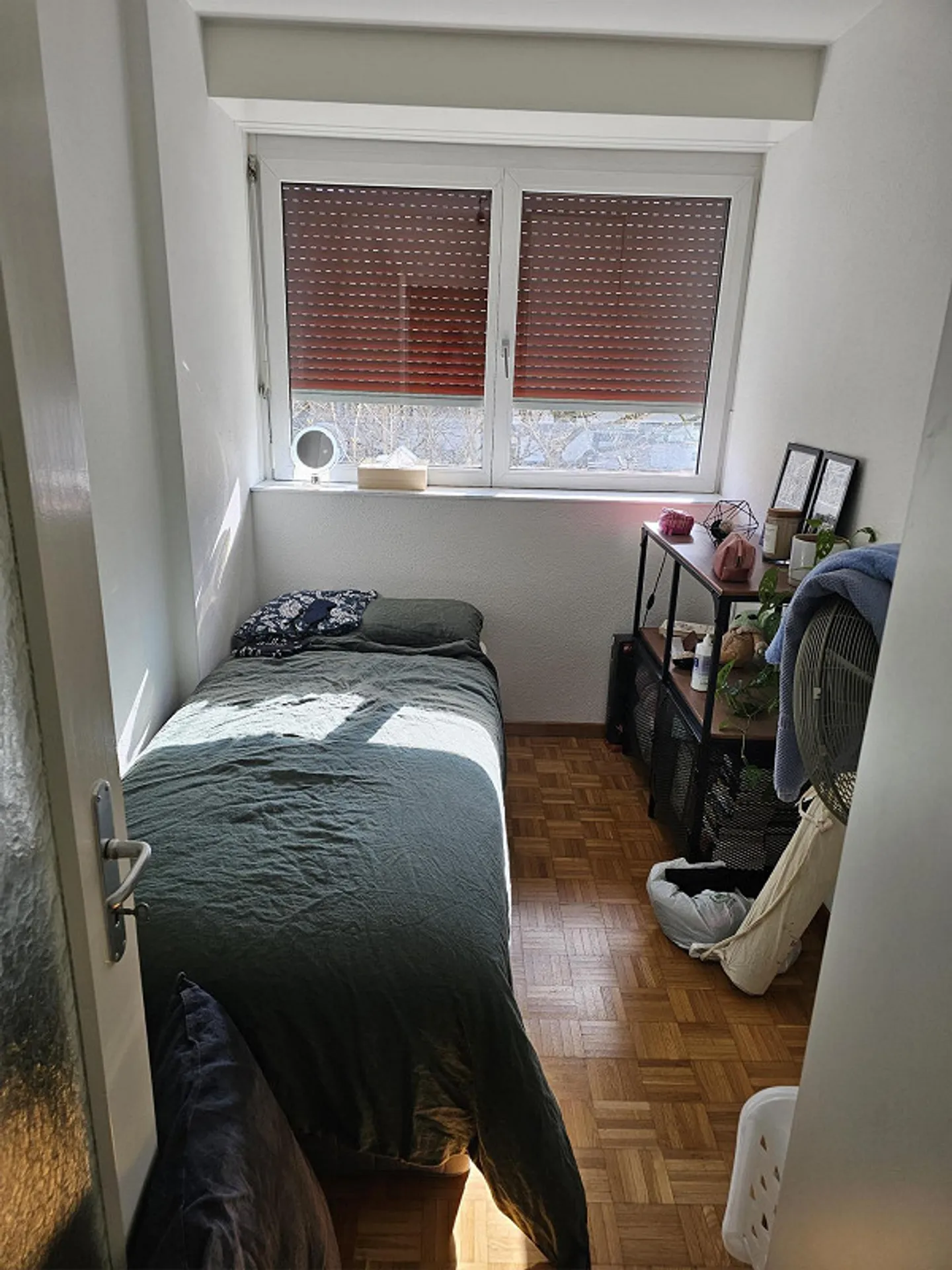 Spacious, light-flooded 2.5-room apartment - Photo 9 of 10