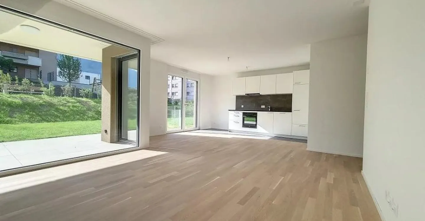 Appartement Charmant avec Terrasse - Photo 4 sur 4