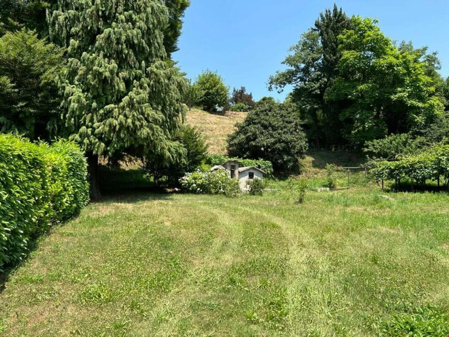 Terrain à bâtir à vendre au centre de Pedrinate - Photo 3 sur 4