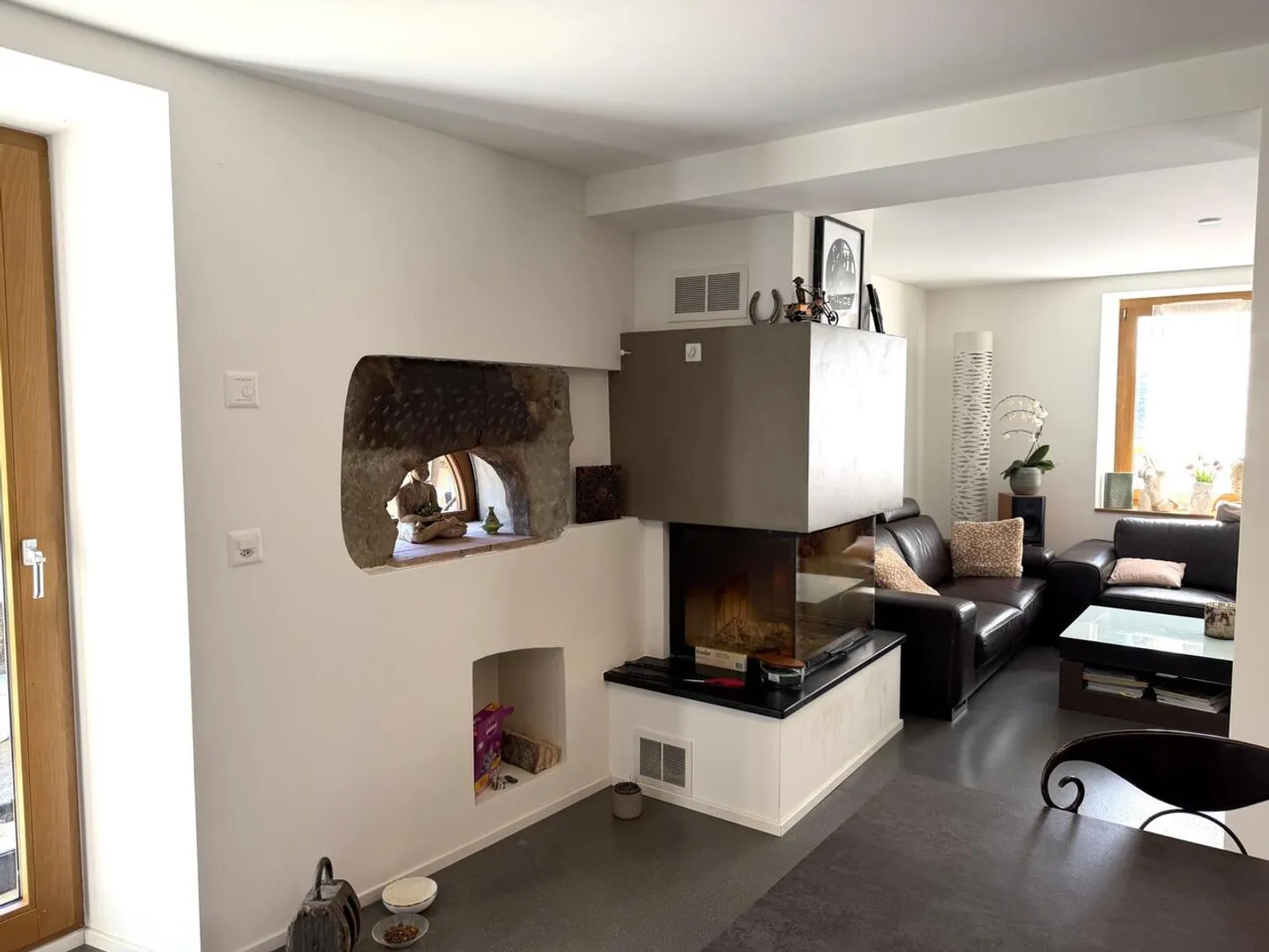 Magnificent 4.5-room apartment in a village house, garden access - Photo 5 of 13