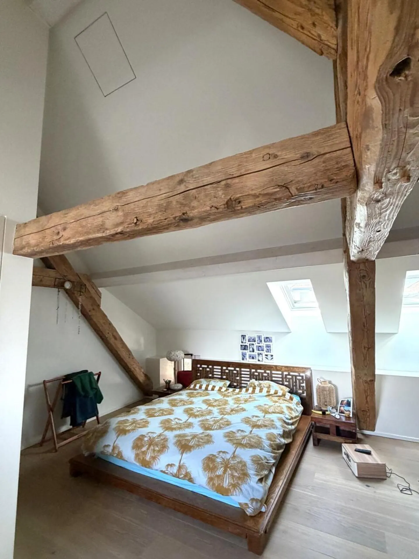 Magnificent 4.5-room apartment in a village house, garden access - Photo 11 of 13