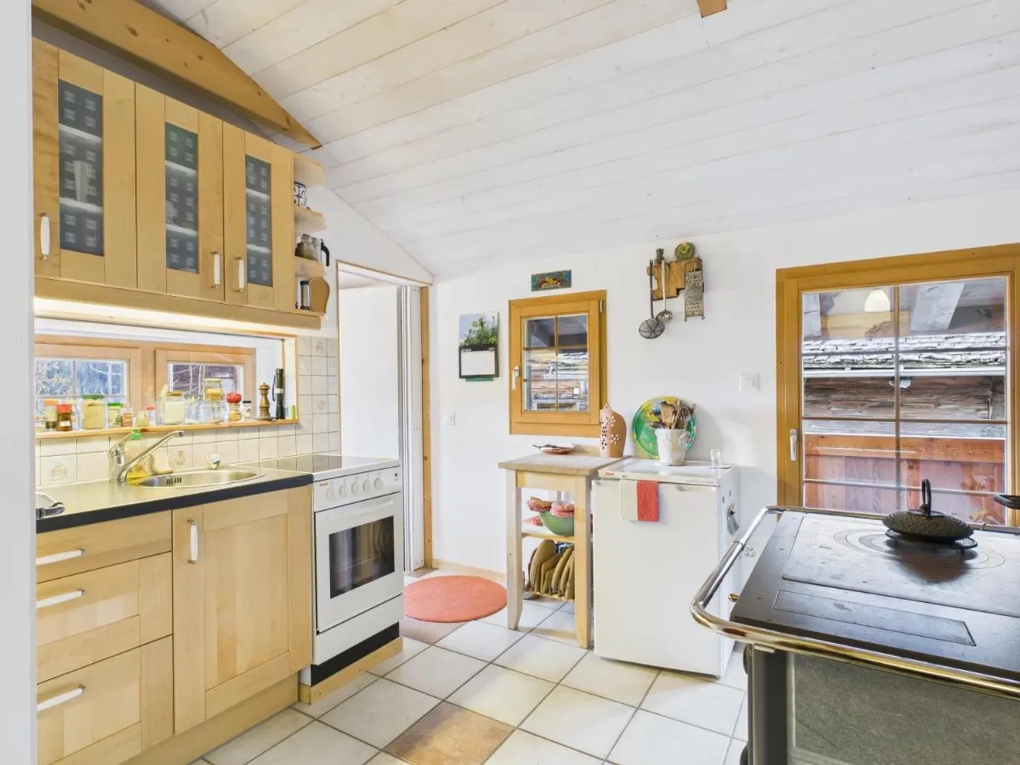 Historical 3.5-room apartment near Bellwald - Photo 3 of 10