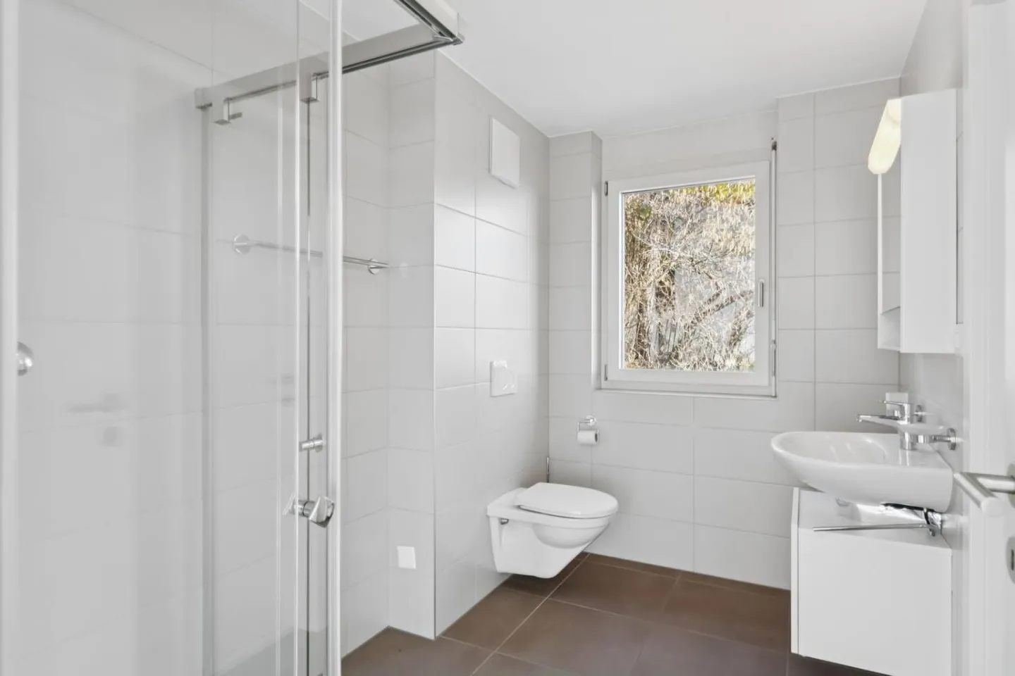 Casa indipendente 6,5 locali con vista panoramica sui tre laghi - Foto 9 di 9