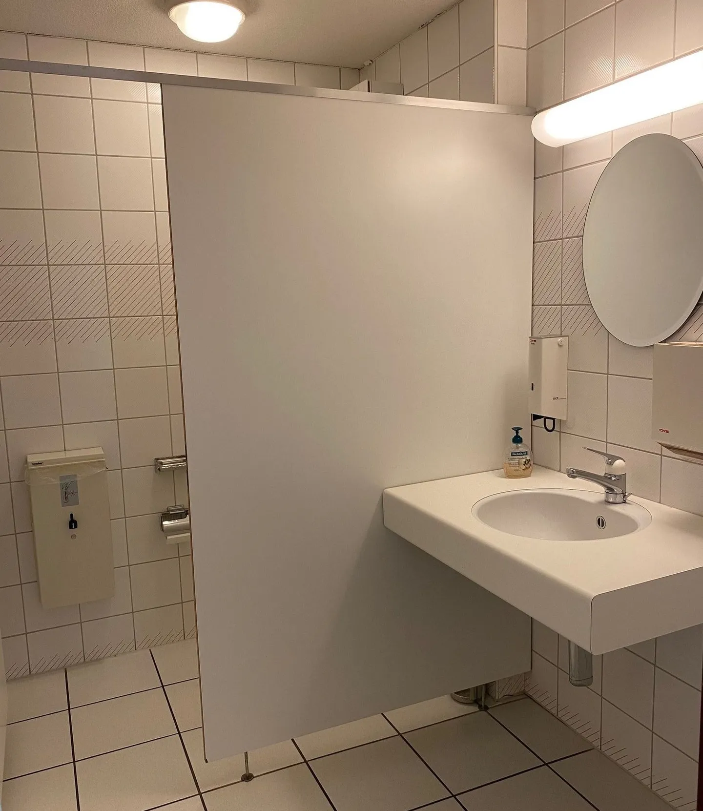 Espace de bureau/commercial à louer près de la sortie d'autoroute Thun-Sud - Photo 11 sur 11