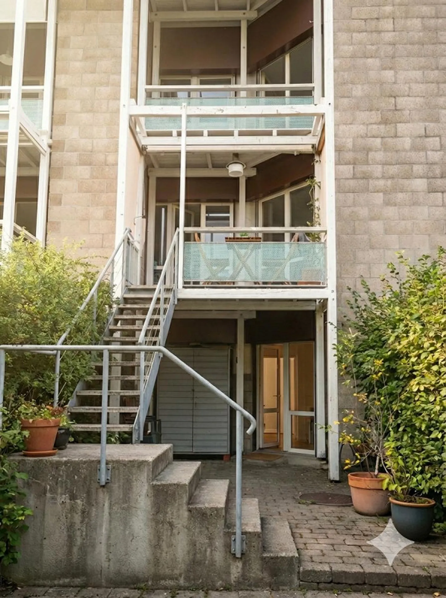 Recherche de locataire 6.5 pièces maison avec jardin à Hinterkappelen - Photo 1 sur 10