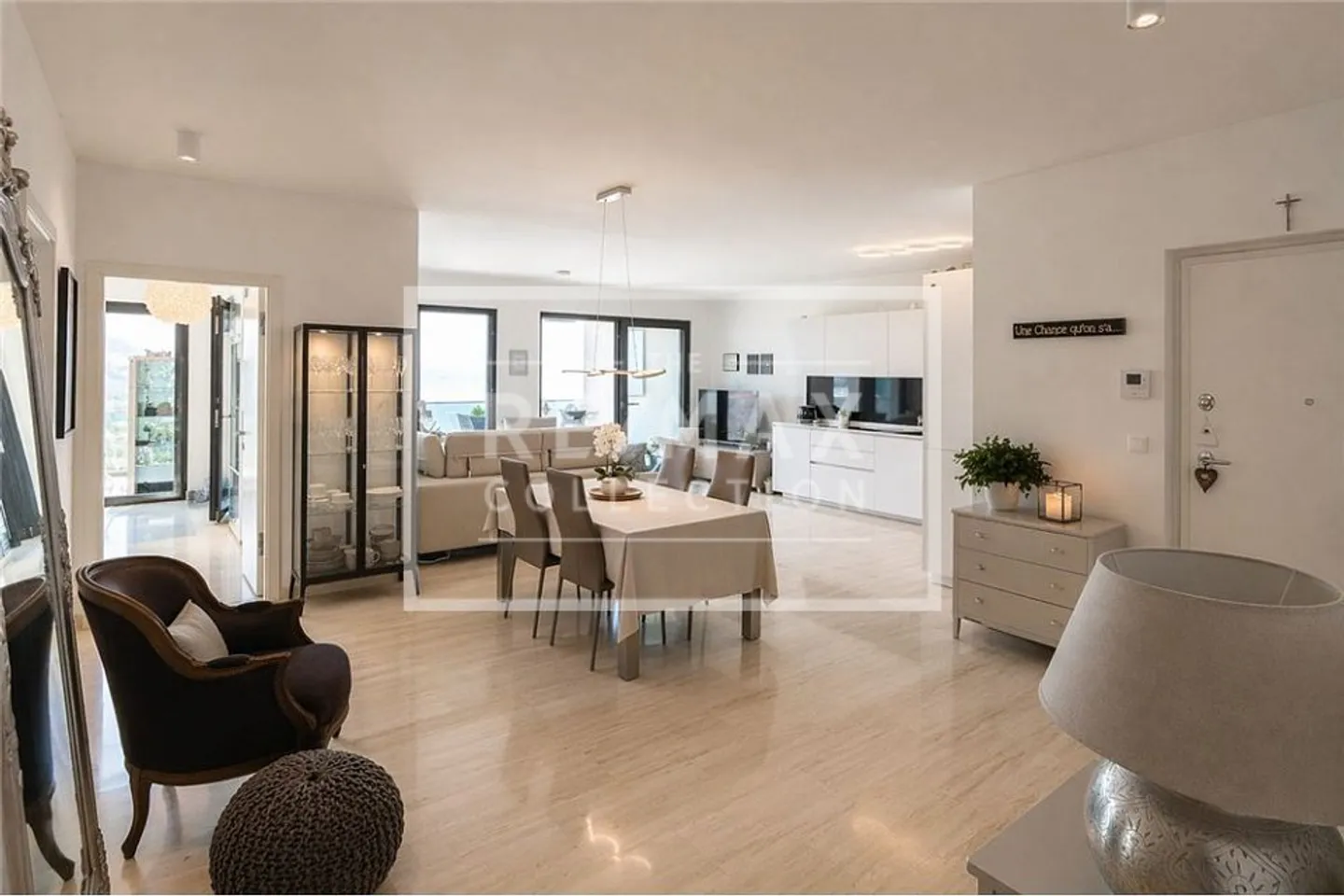 Luxury 4.5-room apartment with lake view - Photo 4 of 4