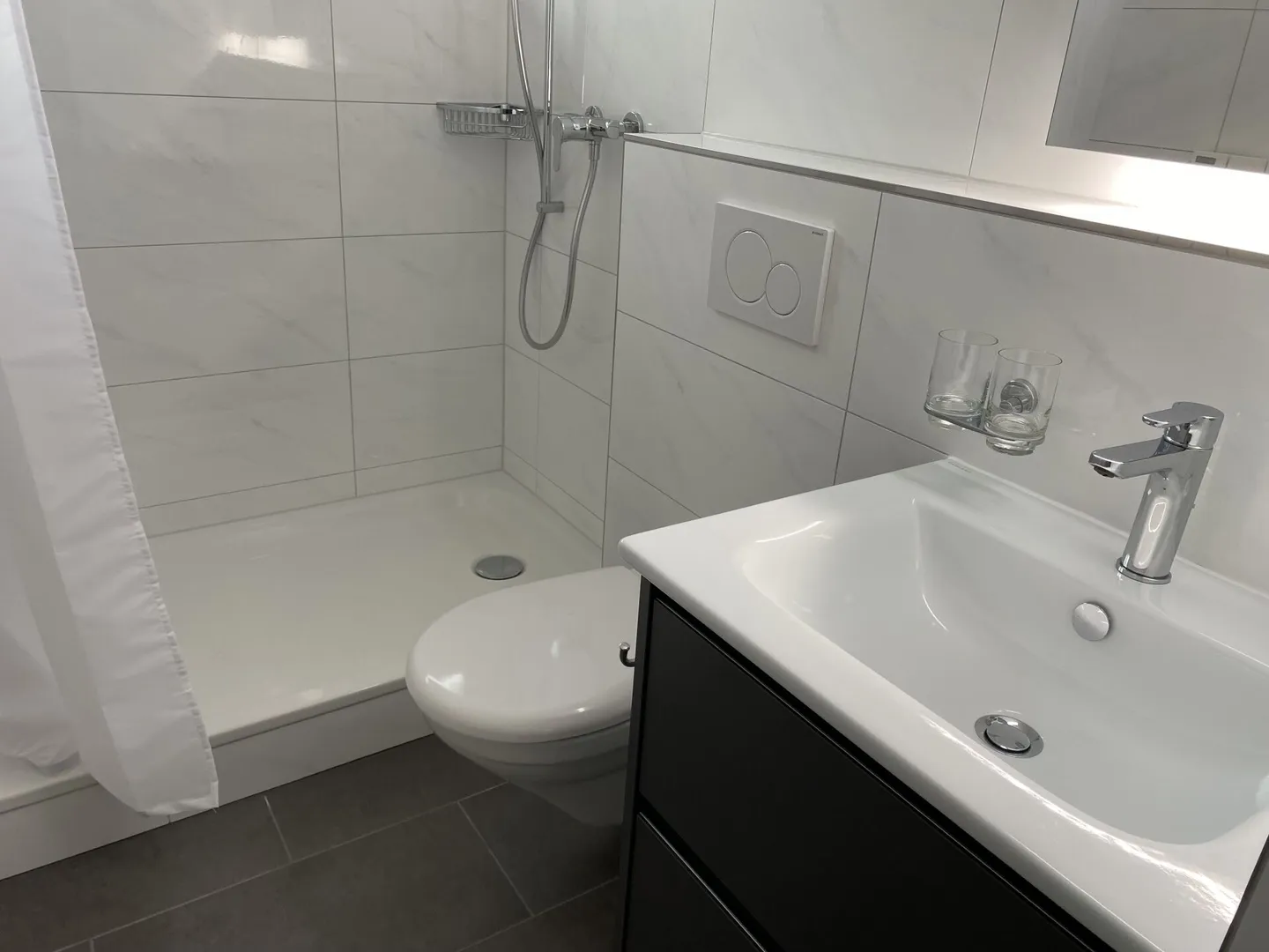 3.5 Zimmerwohnung neu renoviert im 1. OG - Foto 3 von 8
