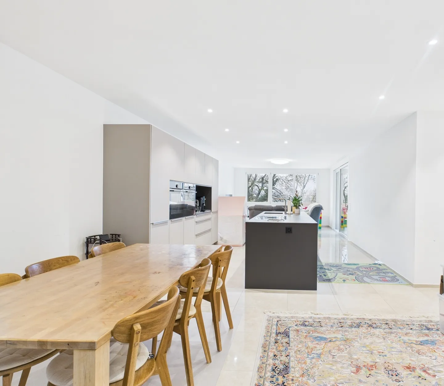 Like new. Modern. Bright. - 4.5-room apartment in Buchs - Photo 3 of 14