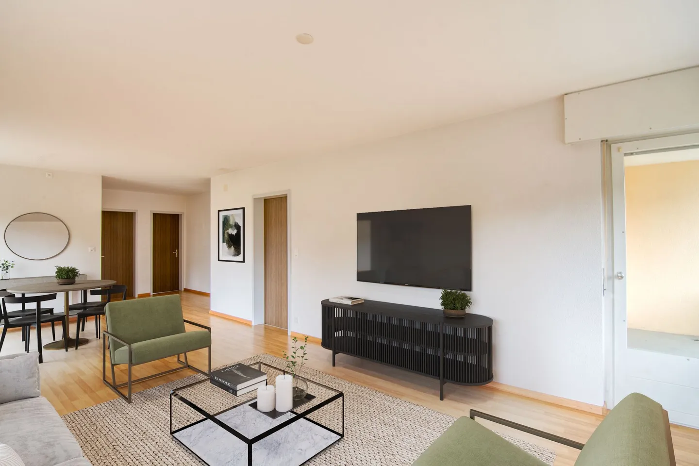 Rückzugsort am Wohlensee: 3.5-Zimmer-Wohnung mit 2 Balkonen & einem Einstellhallenplatz - Photo 3 of 22