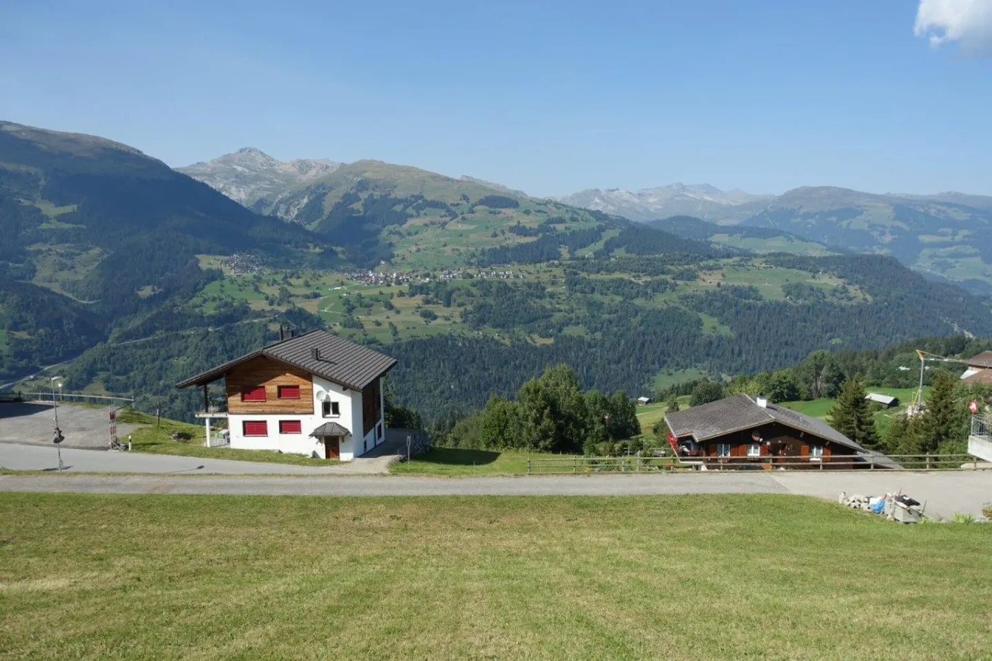 Village de montagne avec 4 maisons comme résidence permanente - Photo 7 sur 7