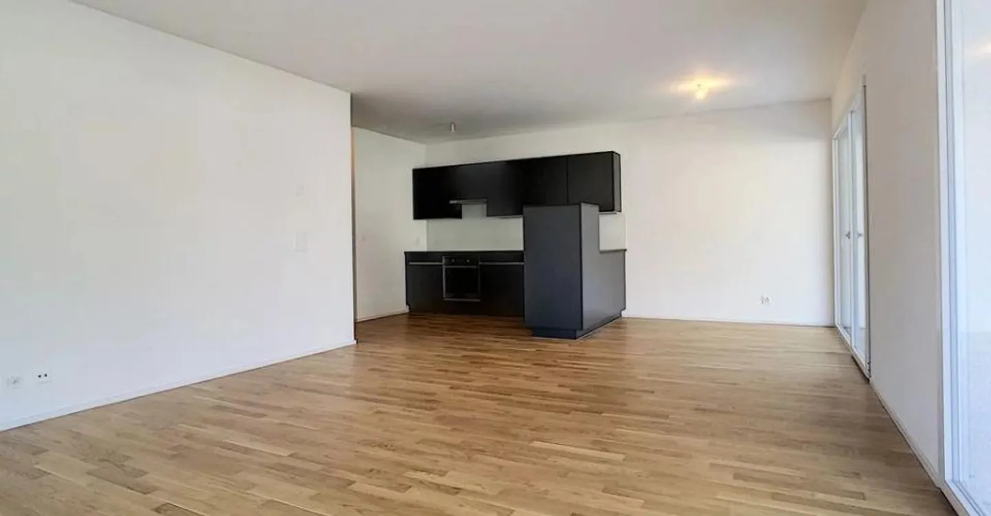 Appartement spacieux 3.5 pièces - Photo 3 sur 8