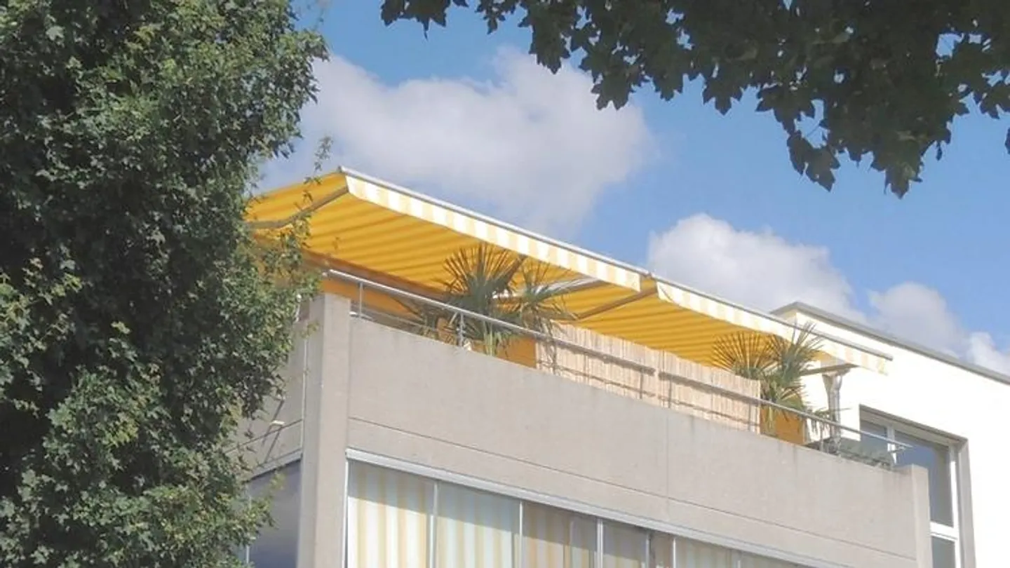 APPARTAMENTO PENTHOUSE 3½ STANZE A DÜBENDORF (ZH), ARREDATO, TEMPORANEO - Foto 8 di 10