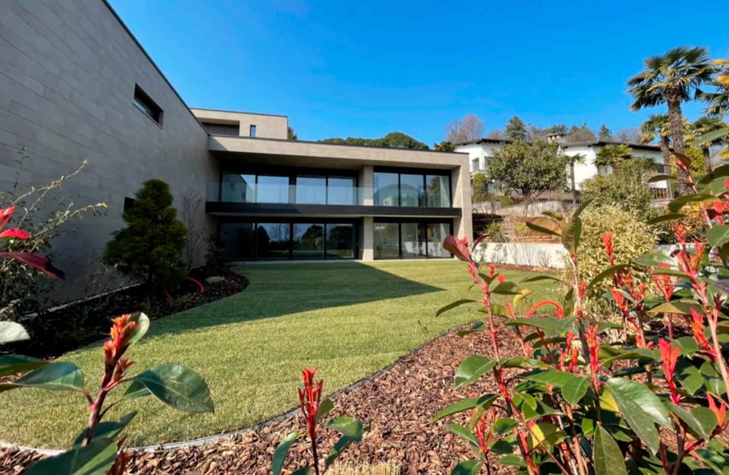Lugano, Savosa - For rent: Elegant and spacious apartment with private garden, exclusive residence with pool and amenities, 6.5 rooms. - Foto 6 di 20