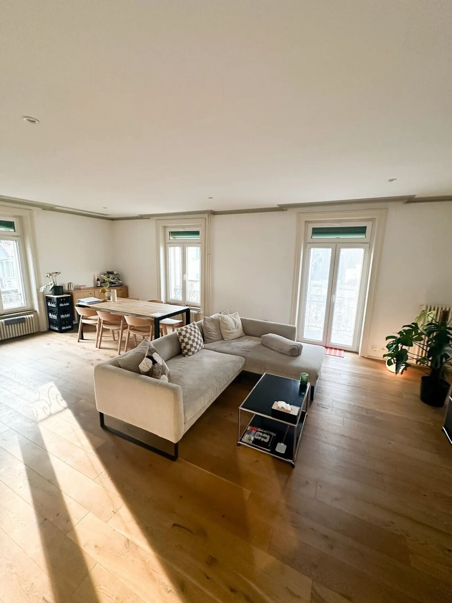 Appartement charmant au cœur de Düdingen - style classique et emplacement idéal - Photo 1 sur 9