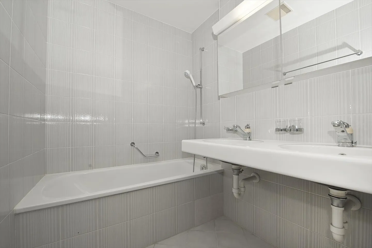 Apartment for rent - Photo 9 of 9