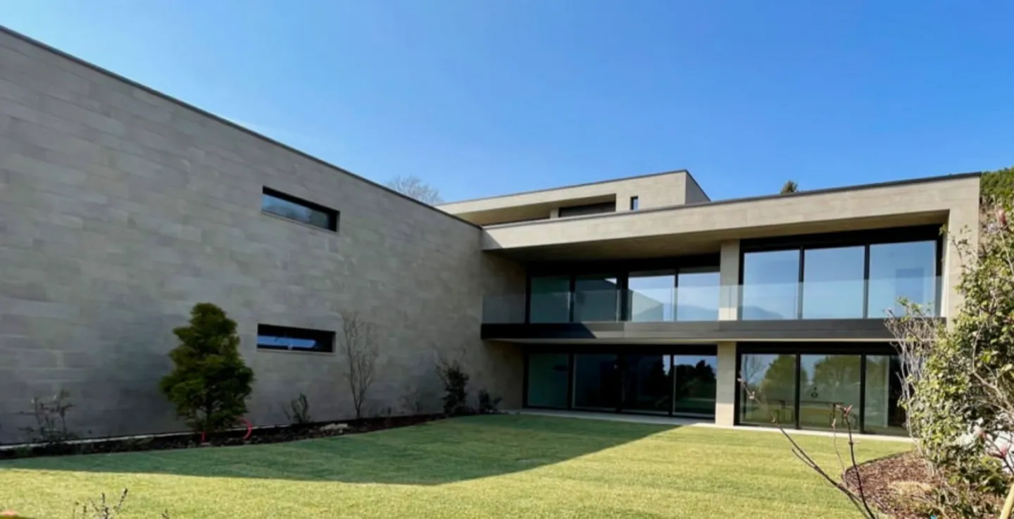 Lugano, Savosa - For rent: Elegant and spacious apartment with private garden, exclusive residence with pool and amenities, 6.5 rooms. - Foto 18 di 20