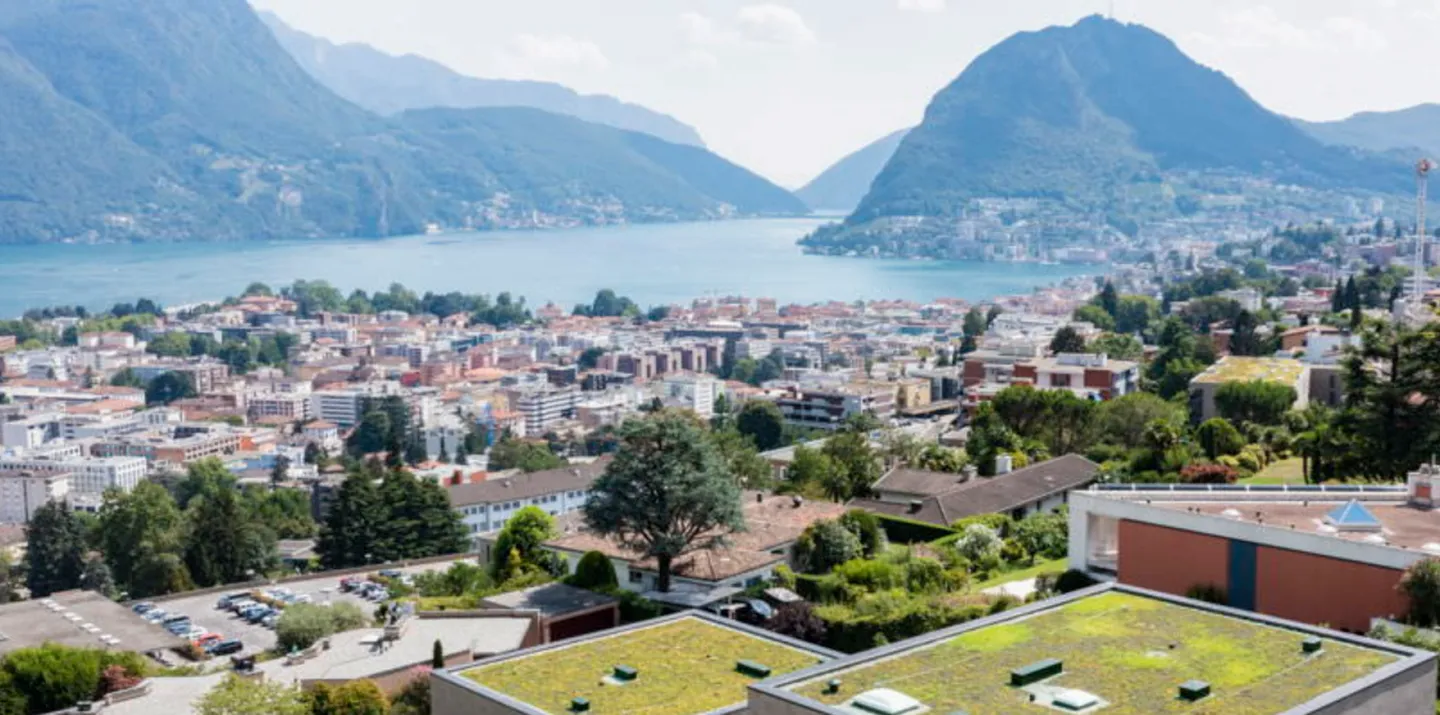Lugano, Savosa - For rent: Elegant and spacious apartment with private garden, exclusive residence with pool and amenities, 6.5 rooms. - Foto 2 di 20