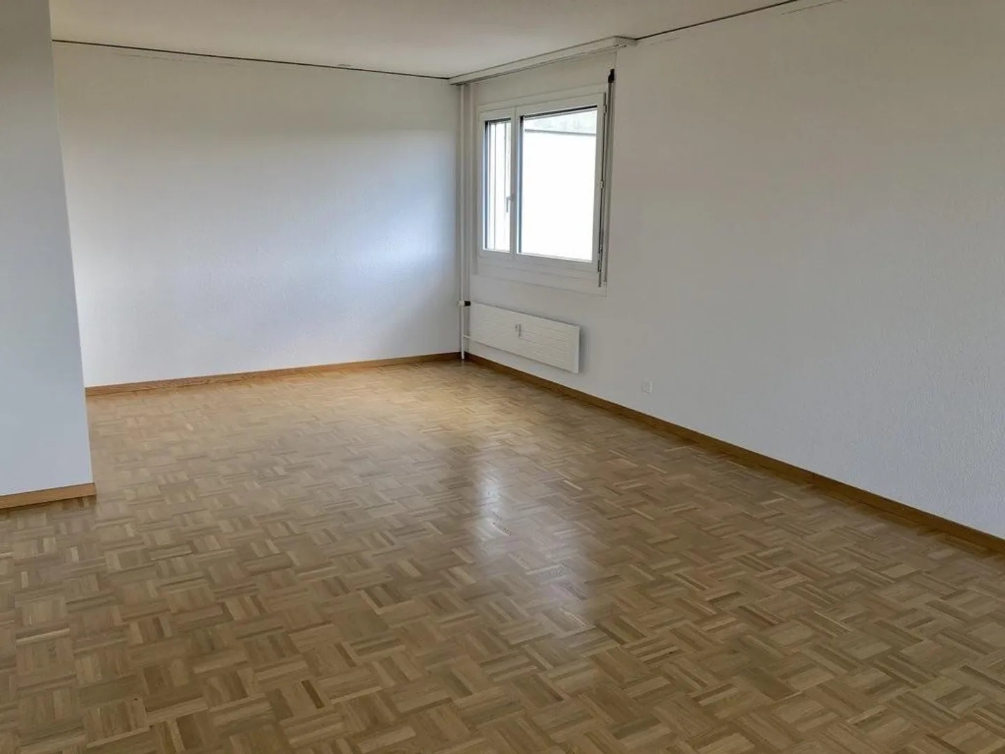 Vivre dans un immeuble de grande hauteur au 10ème étage - Votre nouveau chez-vous dans un emplacement de choix - Photo 5 sur 9