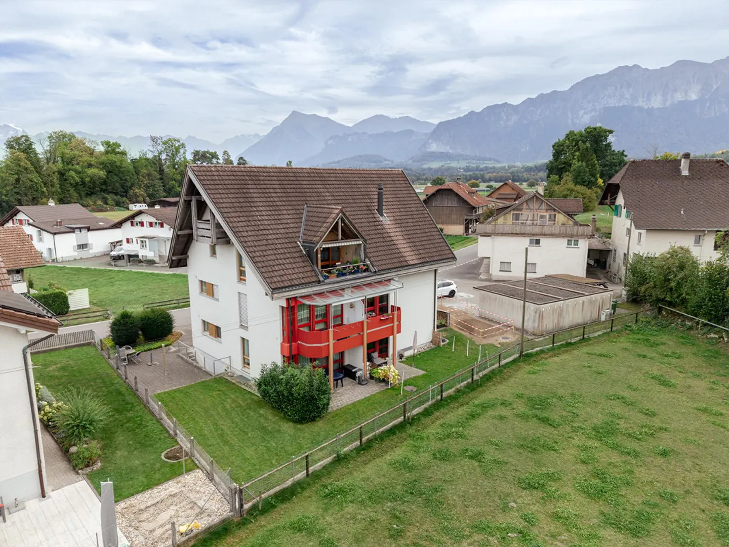 Charmante Maisonette mit Bürofläche - Foto 2 von 12