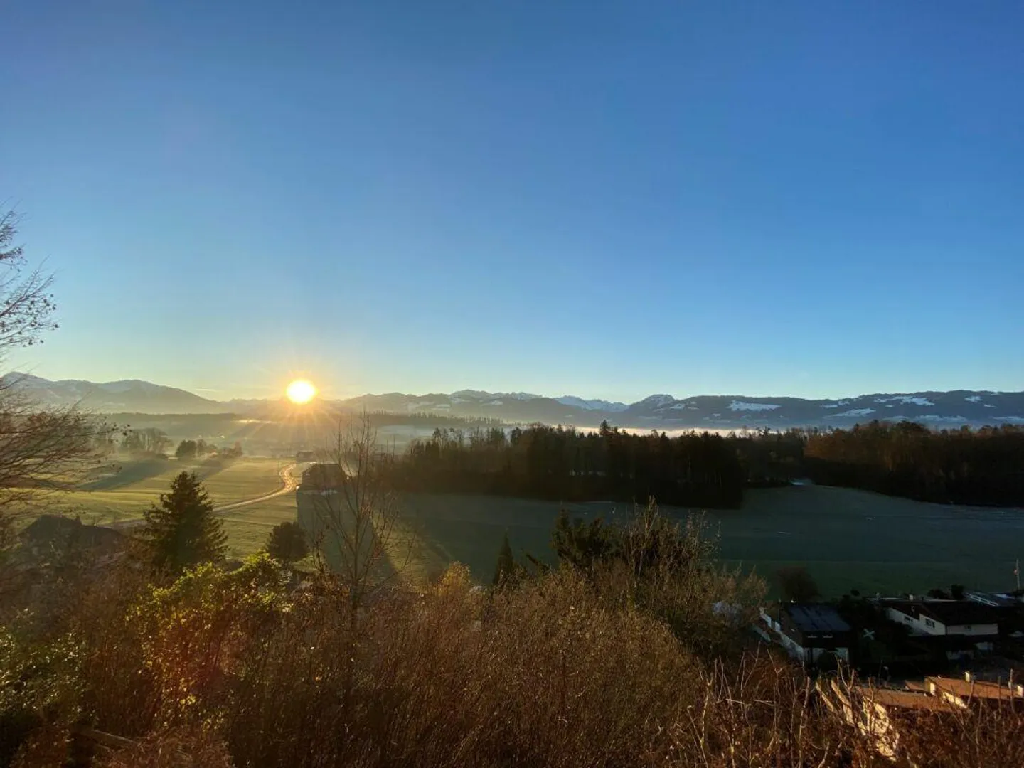 Terrain à bâtir avec projet approuvé dans un emplacement avec vue dégagée - Photo 1 sur 1